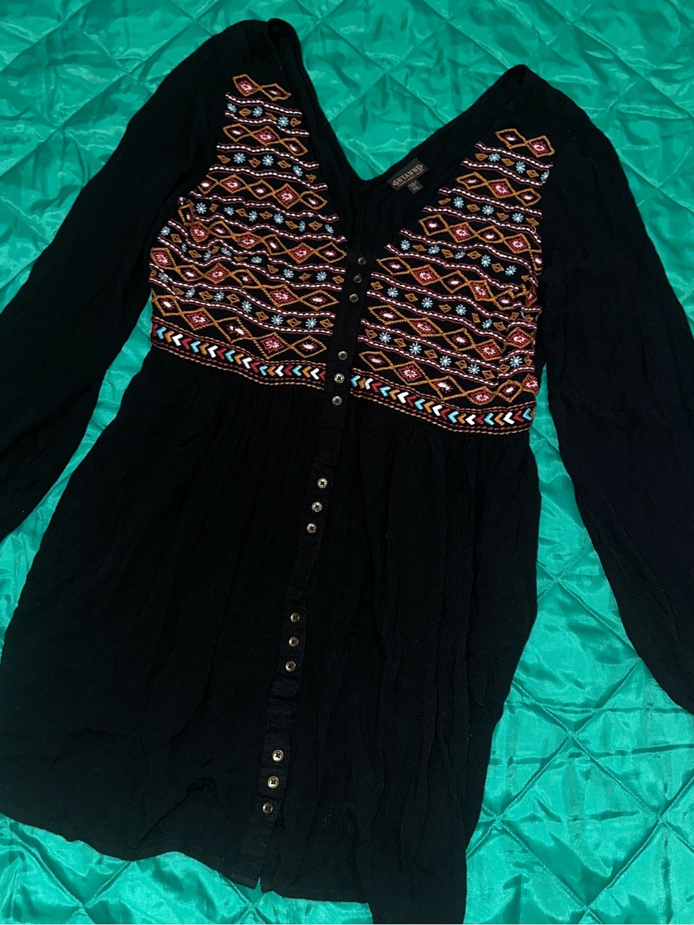 Shyanne Black Long-Sleeve Embroidered Button-Front Dress